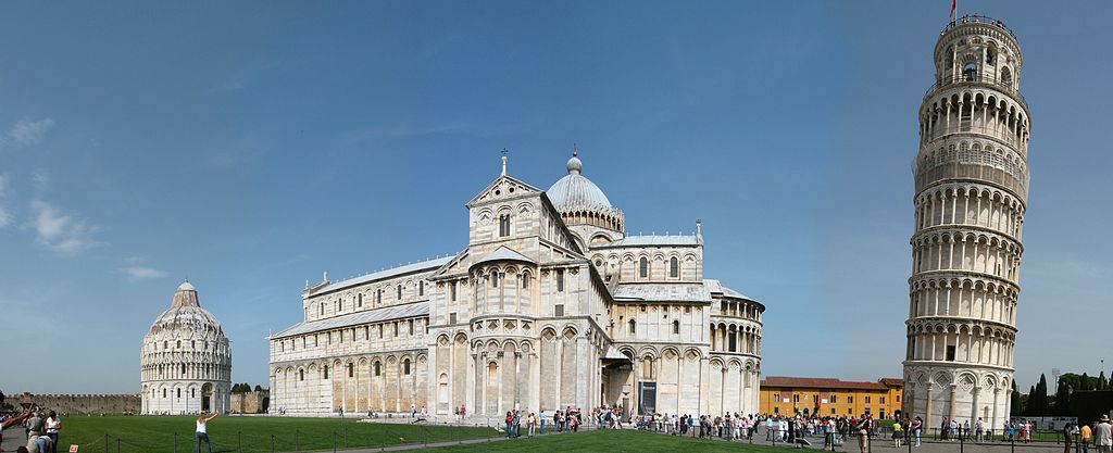 Pisa Piazza Duomo
